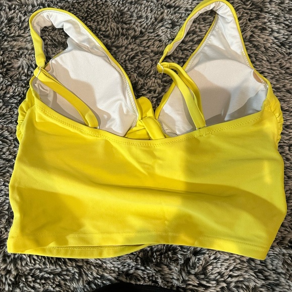 High Waisted Bikini - Picture 3 of 4